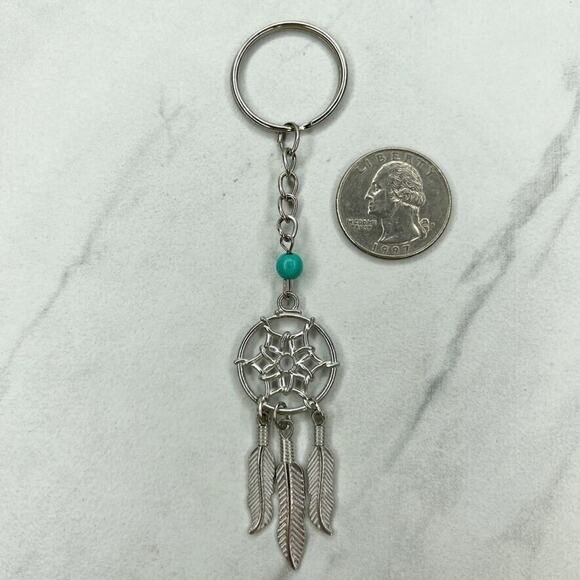 Silver Tone Faux Turquoise Beaded Dreamcatcher Keychain Keyring - Picture 2 of 7